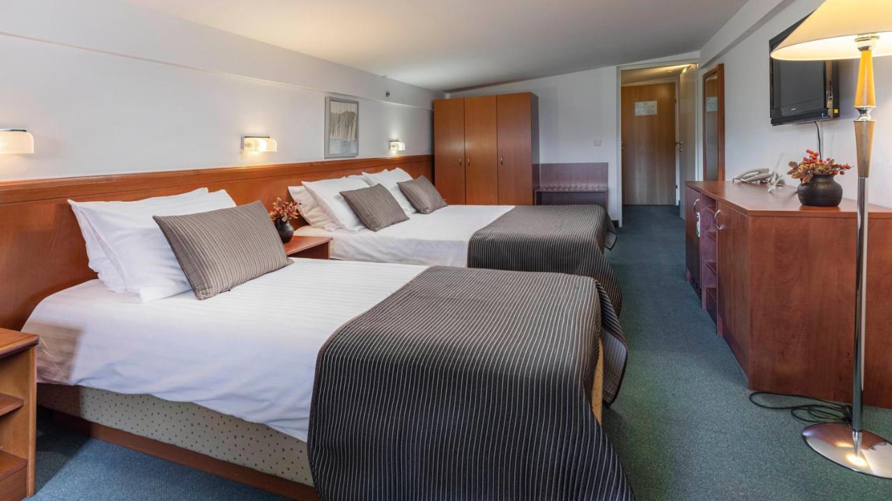 Hotel Jezero Plitvicka Jezera Luaran gambar