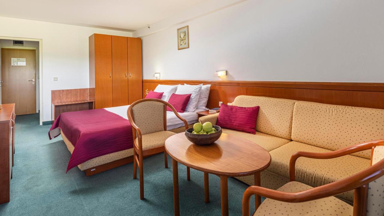 Hotel Jezero Plitvicka Jezera Luaran gambar