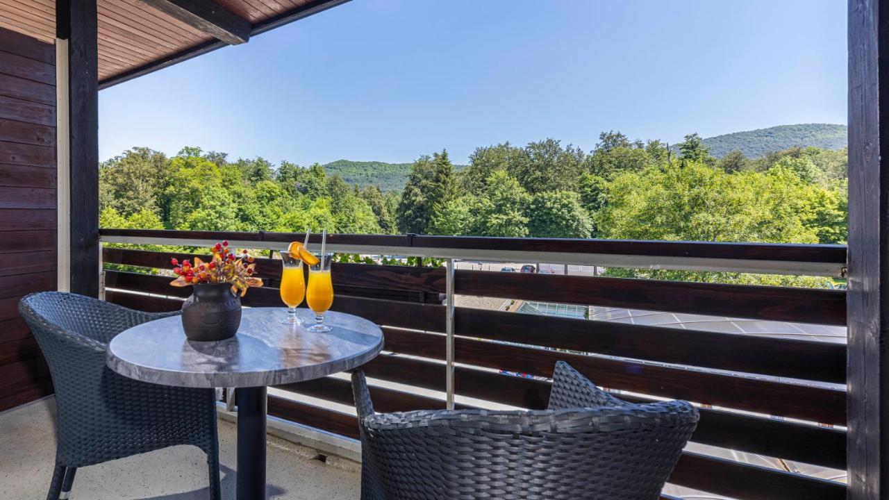 Hotel Jezero Plitvicka Jezera Luaran gambar