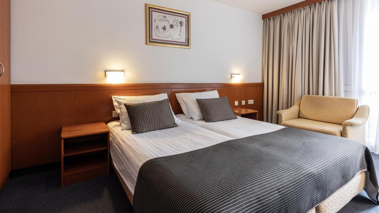 Hotel Jezero Plitvicka Jezera Luaran gambar