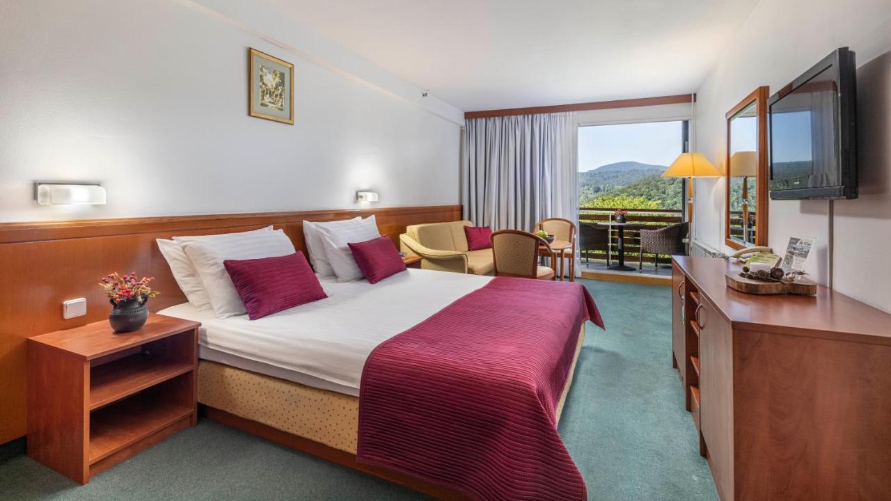 Hotel Jezero Plitvicka Jezera Luaran gambar
