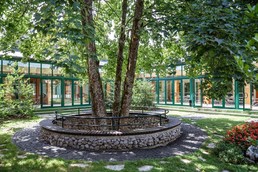 Hotel Jezero Plitvicka Jezera Luaran gambar